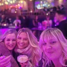 LawnSide hair and beauty