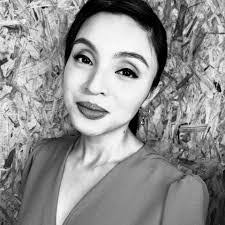 Sheena Ely's Instagram, Twitter & Facebook