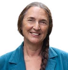 Susan Chant's Instagram, Twitter & Facebook