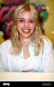 Grace Van Dien Stockfotografie