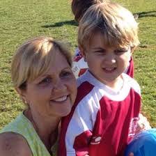 Lisa Mitchener's Instagram, Twitter & Facebook