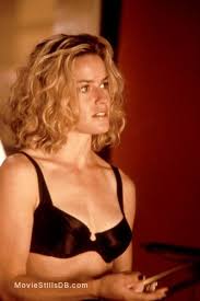 Ben sanderson, an alcoholic hollywood screenwriter who lost everything because of his drinking, arrives in las vegas to drink himself to death. Leaving Las Vegas Publicity Still Of Elisabeth Shue
