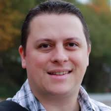 Miguel Tena's Instagram, Twitter & Facebook