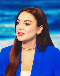 Lindsay lohan tries to 'kidnap' children on instagram live. Lindsay Lohan Seemingly Debuts New Australian Accent