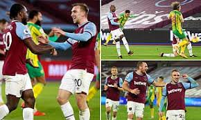 Read about west ham v west brom in the premier league 2016/17 season, including lineups, stats and live blogs, on the official website of the premier league. West Ham 2 1 West Brom Michail Antonio Scores Winner As West Ham Go Seventh Daily Mail Online