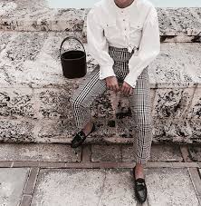 детка ты любишь рваные джинсы о о о о о Pin Ot Polzovatelya Kristina Na Doske Allerlei Kleiderei Pinterest Rvanye Uzkie Dzhinsy Idei Dlya Foto I Luk