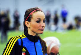 Explore tweets of kosovare asllani @kosovareasllani on twitter. Swedish Professional Football Player Kosovare Asllani Biography Family Net Worth And More The Gk Guide