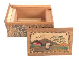 What is a puzzle box? Lot Vintage Japanese Wooden Himitsu Bako Puzzle Box
