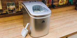 You pour water into a mold, leave it in the freezer until it turns to a solid and then extract the ice cubes. Top 10 Recommended Portable Ice Makers Including Self Cleaning Ones Tinyhousedesign