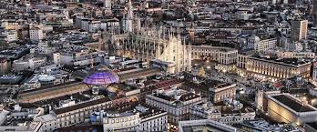 Un'agenzia di moda deve saper proporre anche un'ampia scelta di modelli, indossatori, fotomodelli e attori. Camera Nazionale Della Moda Italiana Camera Nazionale Della Moda Italiana