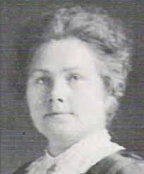 Jennifer Ruffner's Instagram, Twitter & Facebook