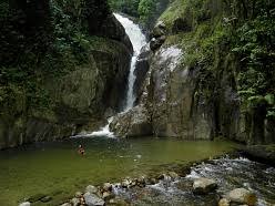 Kuala kubu bharu (also spelled kuala kubu baru, kuala kubu bahru, kuala kubu baharu etc), affectionately known as kkb by the locals, is a town in the north of selangor , malaysia. Chiling Waterfall Selangor S Most Impressive Waterfall