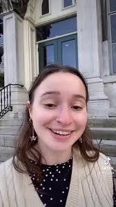 Margo Morton's Instagram, Twitter & Facebook