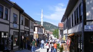 Ile direkt i̇smini tarihi taraklı i̇lçesi'nden alan 'taraklı termal' doğanın mucizesini ülkemize ve dünyaya sağlık. Sakarya Tarakli Da Ev Fiyatlari Uctu