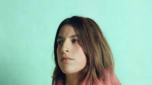 I'm not jealous but I am controlling, and here's the difference