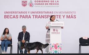 Brugada busca convertir la beca universitaria en ley