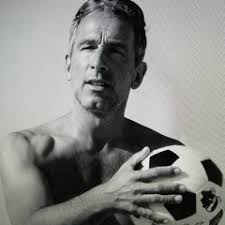 Stream Tisenti music