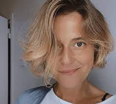 Leonor poeiras was born on may 6, 1980 in portugal as maria leonor poeiras simões da conceição. O Que E Feito De Leonor Poeiras Internautas Nao Esquecem Injustica Do Seu Afastamento Nacional Flash