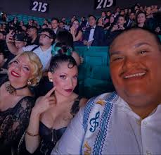 🎊Disfrutando Con Mis Mejores Amigos En La Semana Mas Importante De La  Musica Latina !! Latin Grammy 2025 @rocioladamadelacumbia @hecto_hair_mk  @kary_rdrgz4 @ #latingrammy #lasvegas #mua #hairstylist  #_a_amigo_celebridades #followme @abel_ccampoverde ...