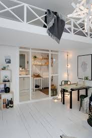 Le Garde Corps Mezzanine Jolies Idees Pour Lofts Avec Mezzanine Archzine Fr Maison Deco Maison Amenagement Petit Espace