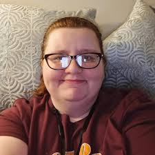 I don't understand the people that say dishwashers save water. Maybe if you  had a large family with like 10 kids or something. But just me? Or me and  my boyfriend? One