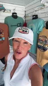 Sheryl Ross's Instagram, Twitter & Facebook