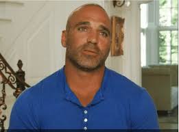 Am I the only one who didn't like Marianne? She knew Joe was married with a  baby and still got with him, still flirted with him. She was telling love  all about