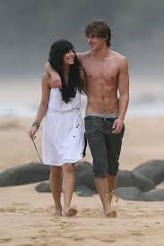 'down to earth with zac efron': 37 Zac Efron Shirtless Photos Zac Efron Half Naked At The Beach