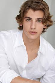 𝗦𝗔𝗬 𝗬𝗘𝗦 𝗜𝗙 𝗬𝗢𝗨 WANT Giovanni Mazza TO CONTINUE