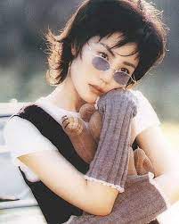 Unsungsherooffashion Amanda De Cadenet Faye Wong Poses Pretty People