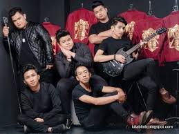 Floor 88 telah disertai oleh 6 pemuda dari malaysia. Lirik Lagu Aqilah Floor 88 Kitablirik