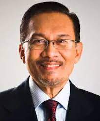 Perlindungan bersyarat itu bergantung kepada datuk s nallakaruppan & ors v datuk seri anwar bin 2015 4 mlj ibrahim and other appeals (abdul aziz ab rahim jca) 37. Dato Seri Anwar Bin Ibrahim