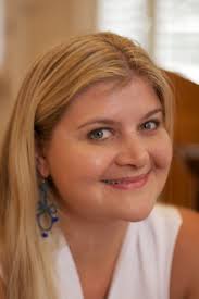 Holly Scheib's Instagram, Twitter & Facebook