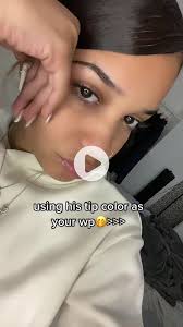 Creative Wallpaper Ideas Using His Tip Color