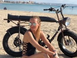 Unimoke Vs Lithium Cycles Super 73 Vintage Moped Cycle Beach Bike