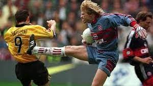 Borussia dortmund* dec 3, 1971 in mannheim, germany. Der Fliegende Knabber Kahn Bvb Bayern Die Schlacht Von 11freunde