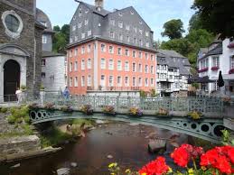 Museum rotes haus is located in monschau. Freilichtmuseum Monschau Museum Rotes Haus Monschau Reisebewertungen Tripadvisor