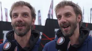 Winter Vol Liefde-Bart herenigd met grote liefde Feyenoord: 'Ik ben weer  thuis, heerlijk man!'