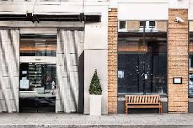Located in the heart of london's artistic quarter, nobu hotel shoreditch offers 143 guest rooms and seven suites, as well as an iconic dining experience. The Hoxton Shoreditch London 81 Great Eastern Ec2a3hu