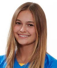 Meredith Bean's Instagram, Twitter & Facebook