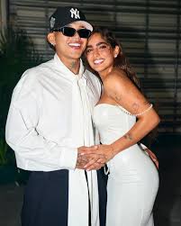 isabella.ladera y @beele #latinbillboards 📸 @chepejose