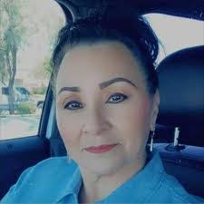 Linda Sager's Instagram, Twitter & Facebook