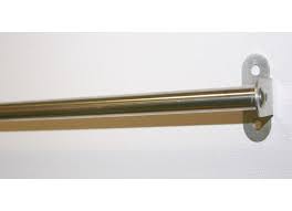 Featuring a brilliant stainless steel finish, this rack is perfect for large poultry and meats. Stainless Steel Utensil Rail Stainless Direct Uk