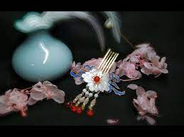 仿点翠 贝壳流苏仿点翠小发梳制作过程 及前期问题解答 youtube christmas bulbs christmas ornaments holiday decor