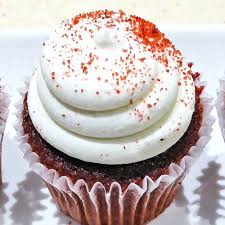 Red Velvet Cupcakes Mit Frischkase Frosting Rezept