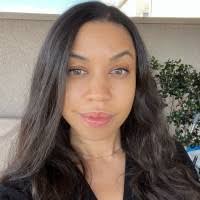 Kiana Perry's Instagram, Twitter & Facebook