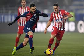 Diego simeone'nin ekibi huesca karşısında galip gelip 3 puanlık avantajını sürdürdü. Ooxlh7k B71i4m