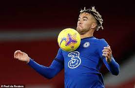 Mohamed salah warms up on the pitch. Chelsea S Reece James Launches Impassioned Defence Of Frank Lampard Aktuelle Boulevard Nachrichten Und Fotogalerien Zu Stars Sternchen