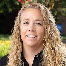 Lisa Blaha's Instagram, Twitter & Facebook