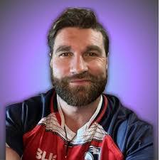 Stephen Lease's Instagram, Twitter & Facebook